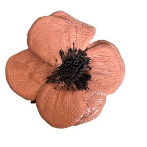 Erika Cavallini flower brooch
